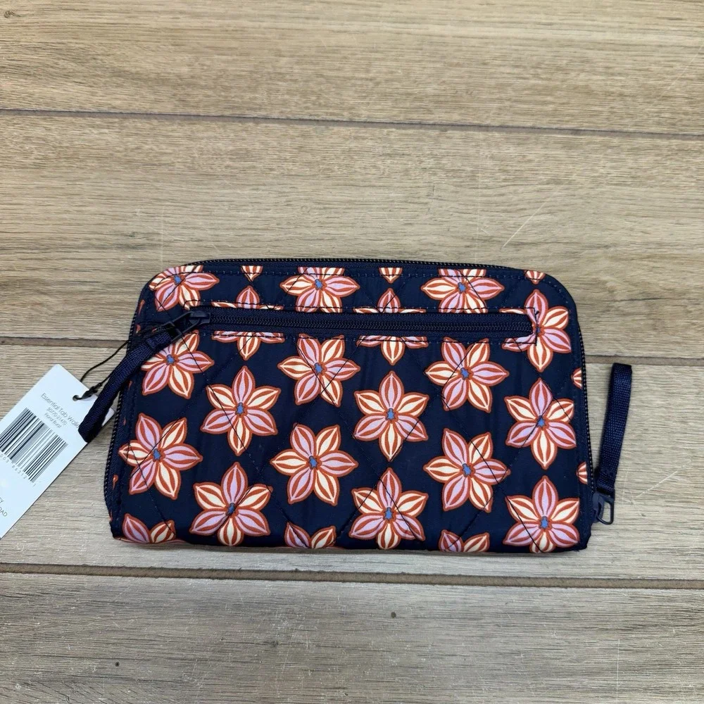 Vera Bradley Ultralight Essential Tab Wallet Floral Burst MSRP $89 ~ NWT